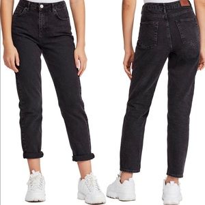BDG Urban Outfitters Mom Jeans